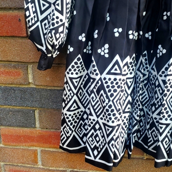 Vintage Gayle Kirkpatrick dress. - Picture 6 of 6